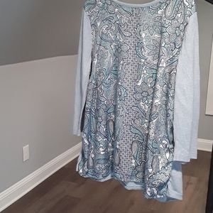 Talbot Woman 2X Top in a soft blue.